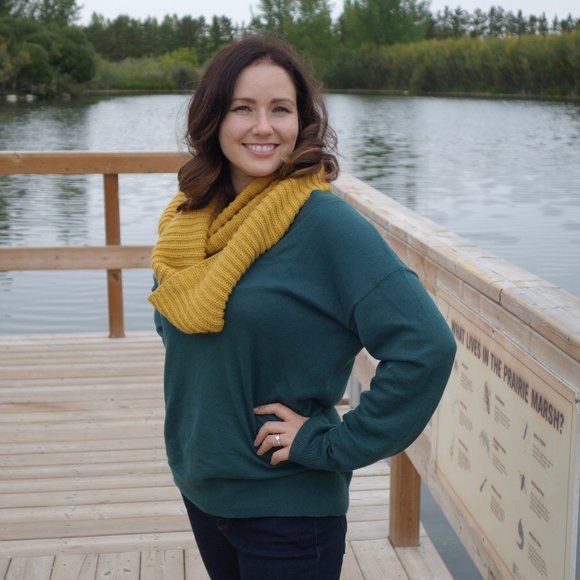 Meet your Posher, Elaine - Picture 1 of 1